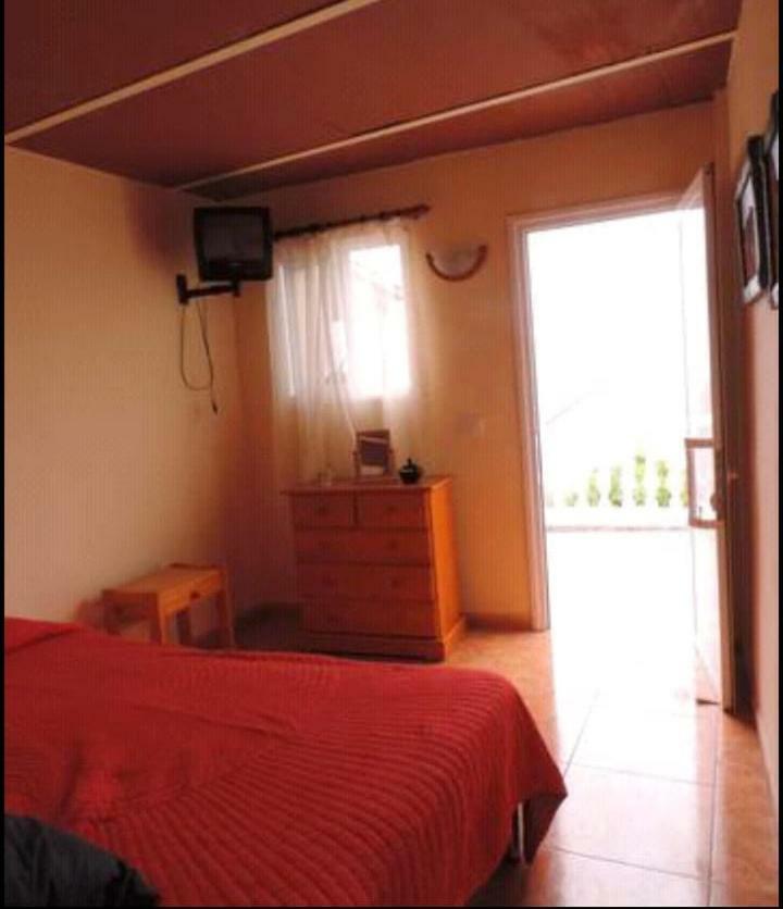 Casa Roja Guest House Вайермосо Екстериор снимка