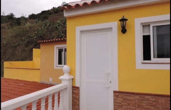 Casa Roja Guest House Вайермосо Екстериор снимка
